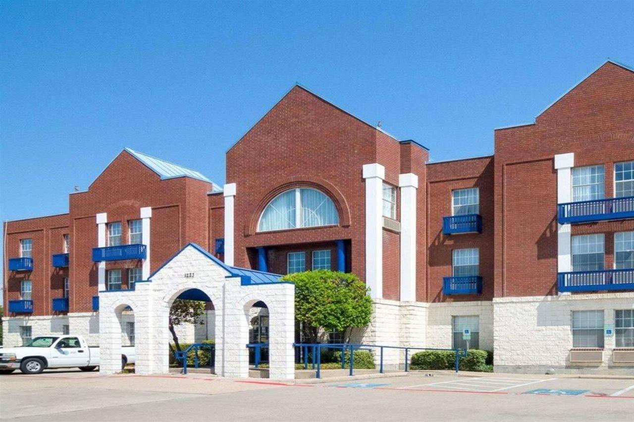 Quality Suites Irving-Las Colinas Exteriér fotografie