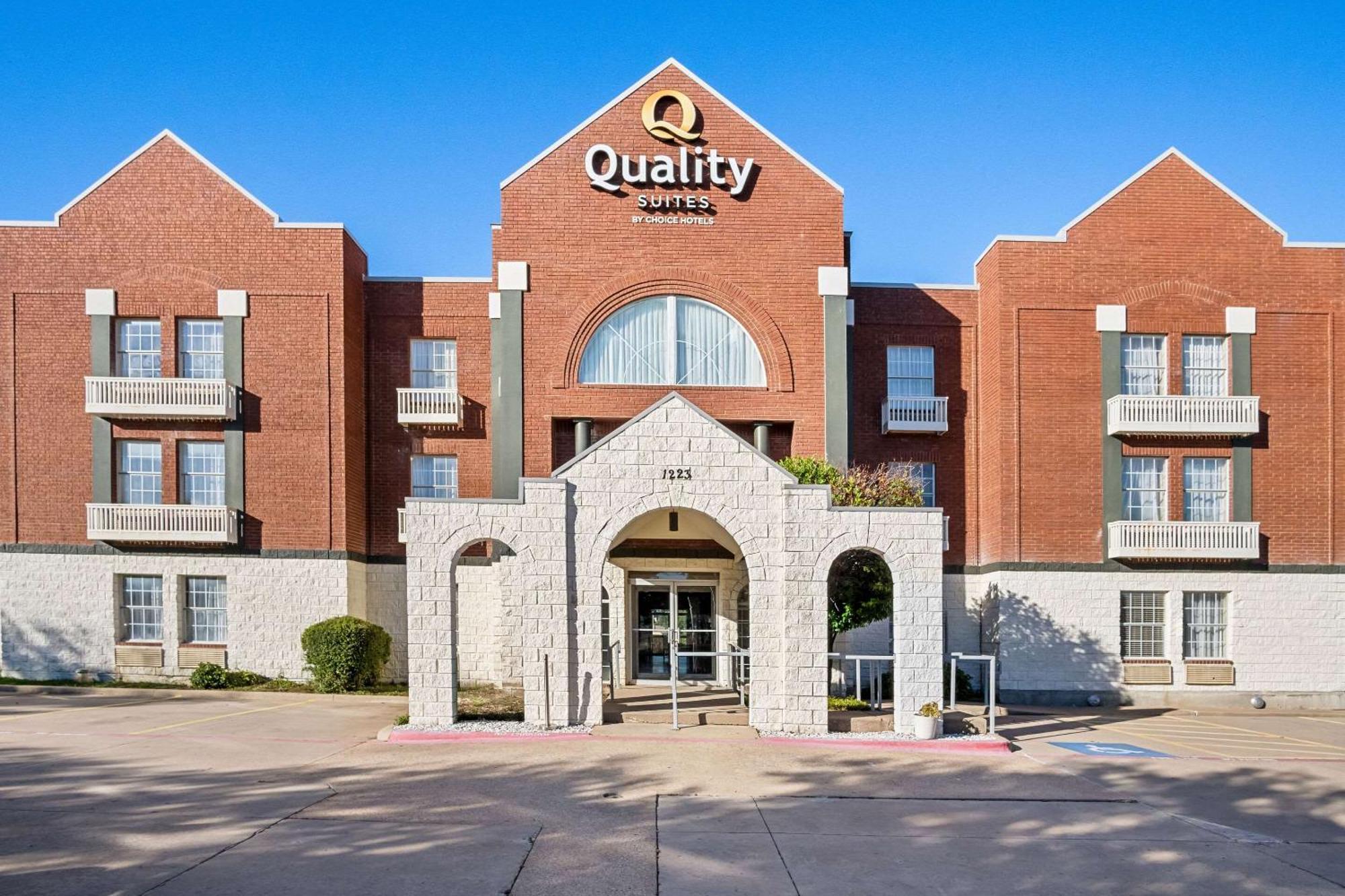 Quality Suites Irving-Las Colinas Exteriér fotografie